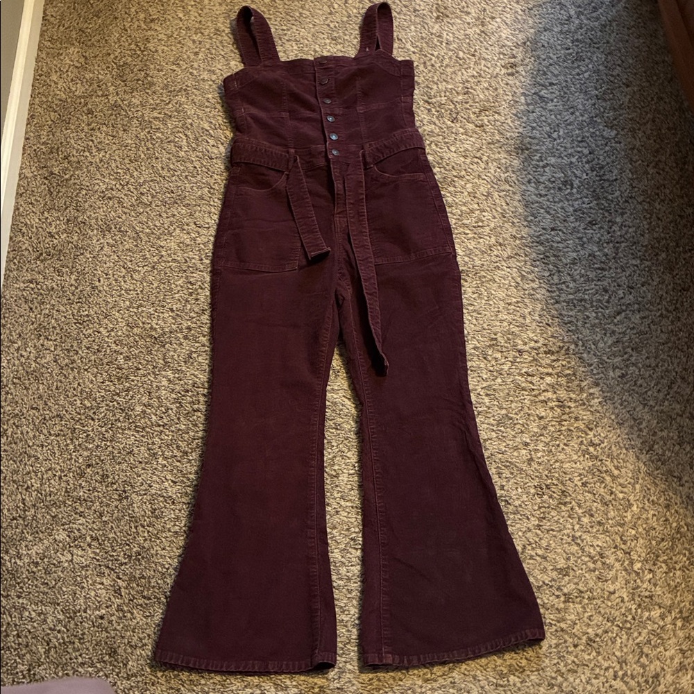 American Eagle corduroy kick flare jumpsuit -size 8 short
